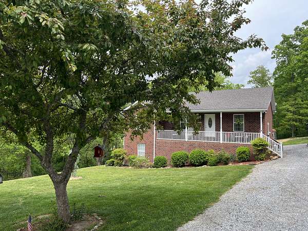 1.89 Acres of Land with Home for Sale in Portland, Tennessee