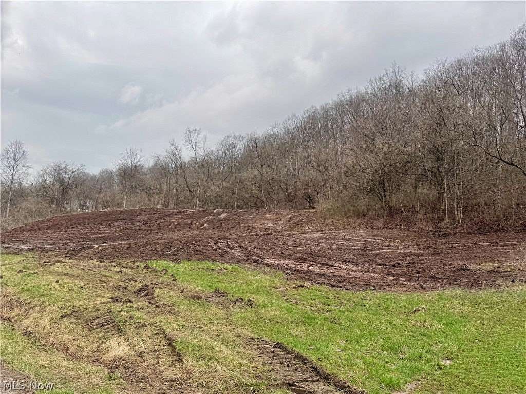 2.4 Acres of Residential Land for Sale in McConnelsville, Ohio