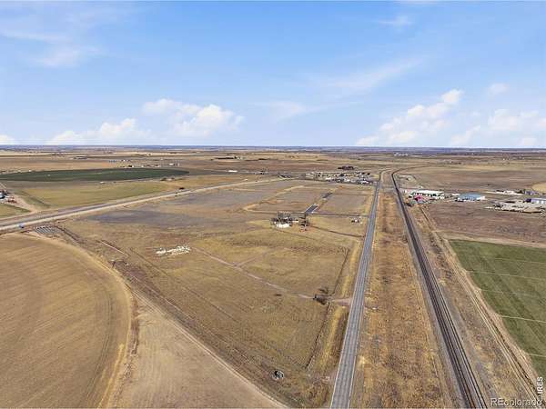1 Acre of Commercial Land for Sale in Wiggins, Colorado