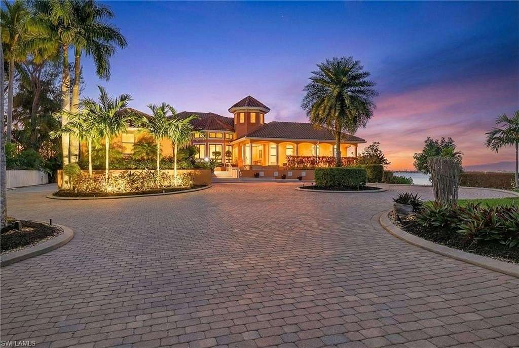 2 Acres of Land with Home for Sale in Fort Myers, Florida