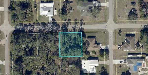 0.25 Acres of Residential Land for Sale in Lehigh Acres, Florida