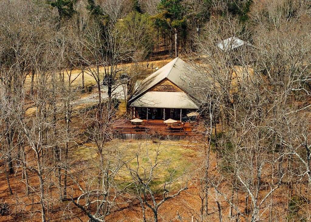 10 Acres of Land with Home for Sale in Como, Mississippi