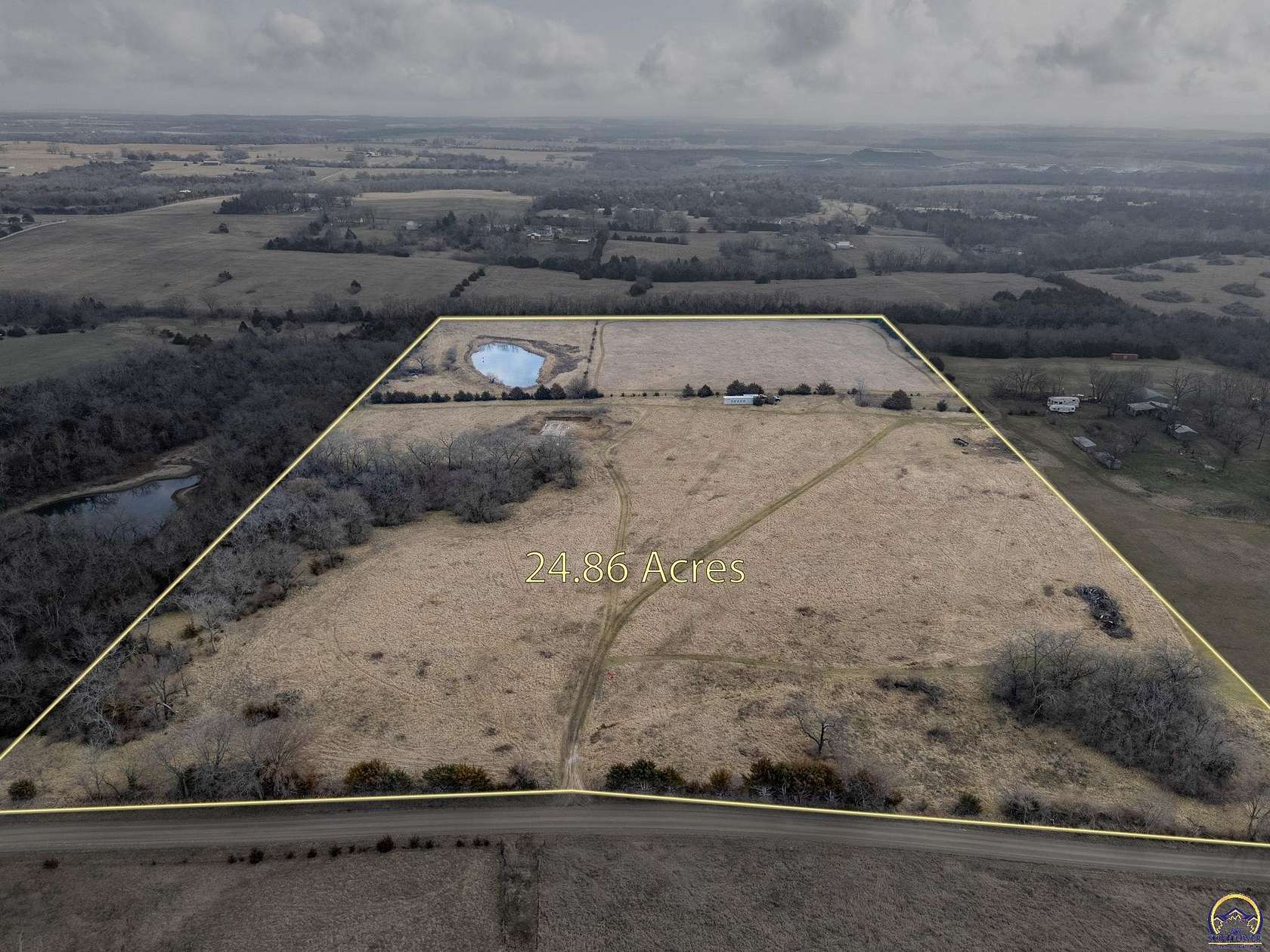 24.9 Acres of Agricultural & Residential Land for Sale in Grantville, Kansas