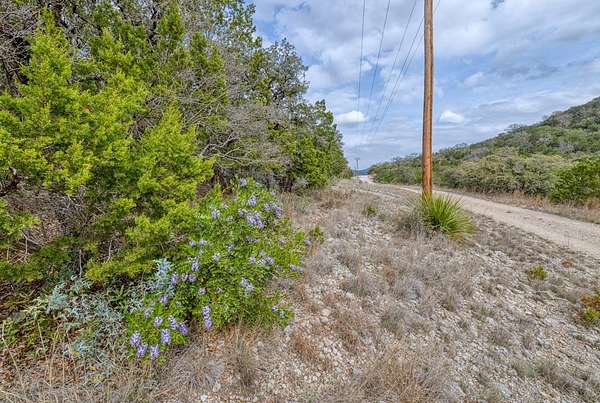 1 Acre of Residential Land for Sale in Concan, Texas