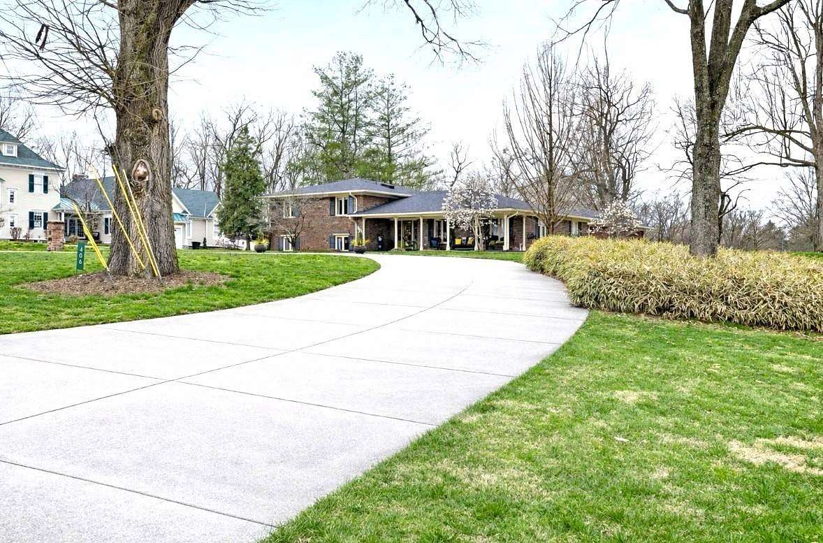 9.1 Acres of Land with Home for Sale in Lebanon, Kentucky