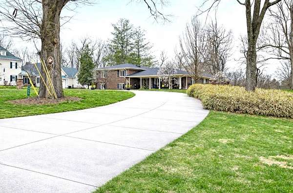 9.1 Acres of Land with Home for Sale in Lebanon, Kentucky