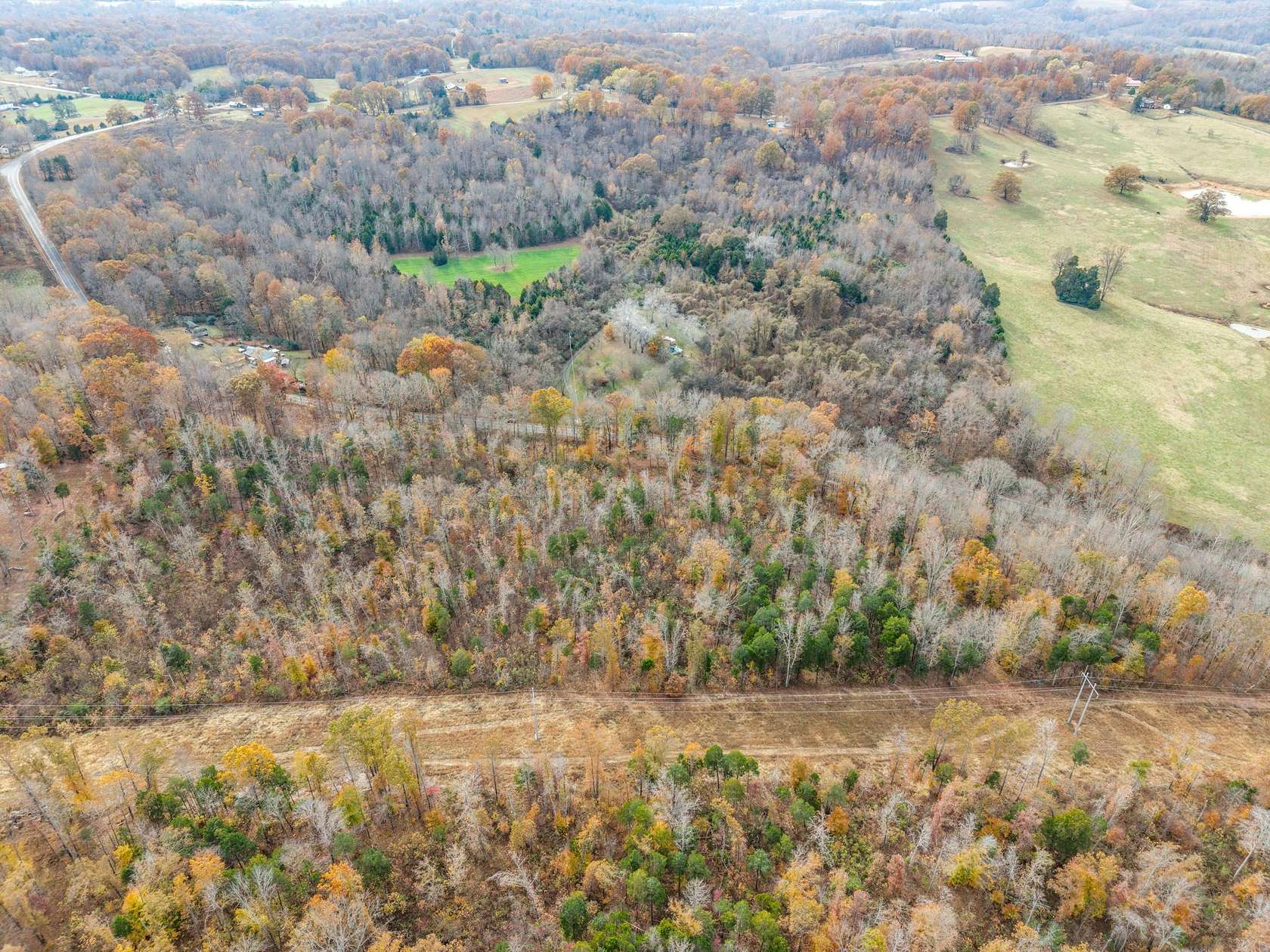 10 Acres of Recreational & Residential Land for Sale in Charlotte, Tennessee