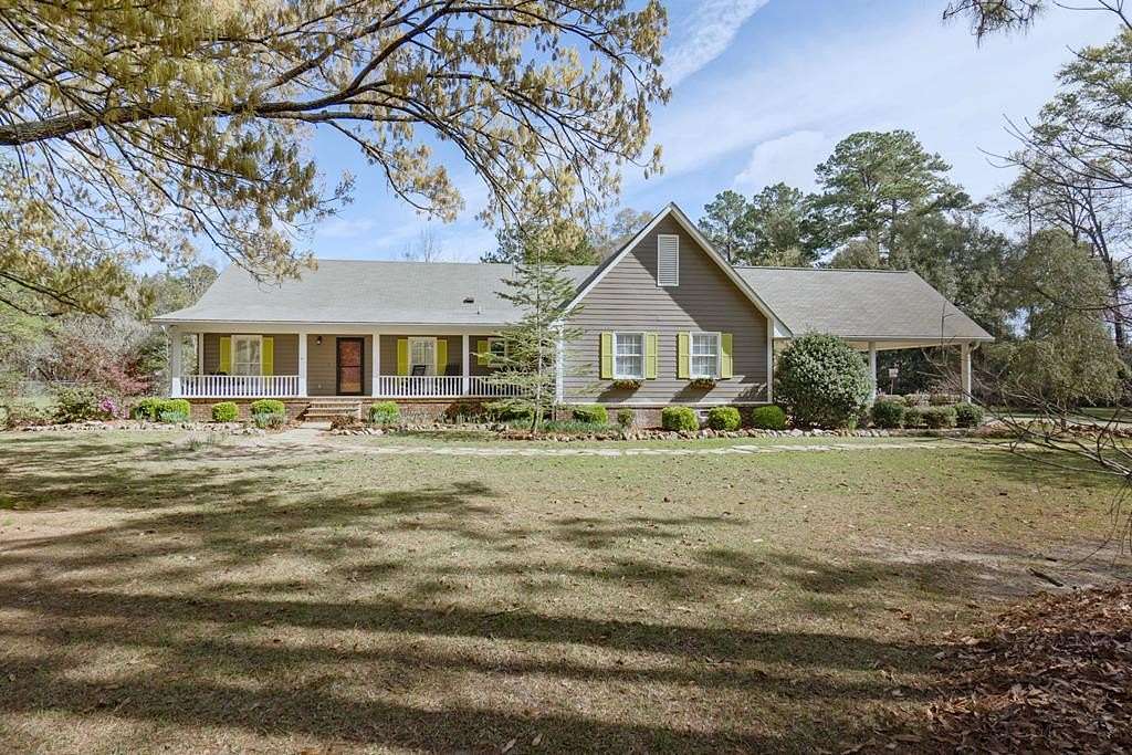 10.3 Acres of Land with Home for Sale in Leesburg, Georgia