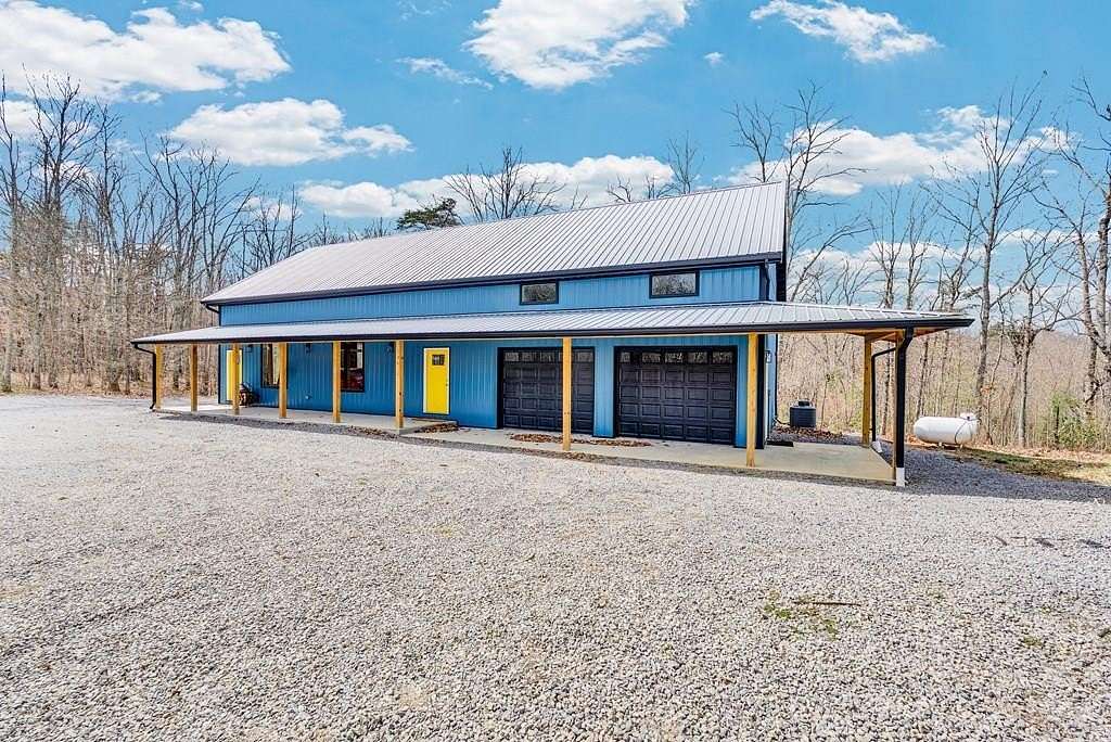 28.9 Acres of Land with Home for Sale in Crawford, Tennessee