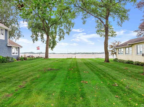 0.14 Acres of Residential Land for Sale in Syracuse, Indiana