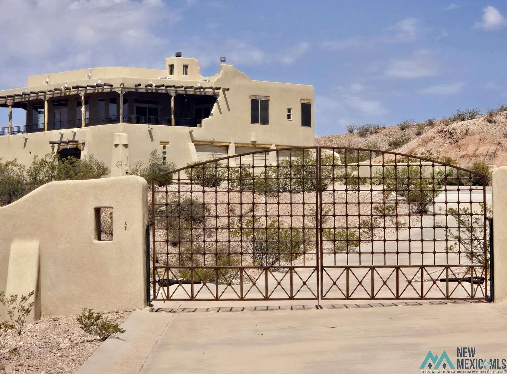 13.6 Acres of Land with Home for Sale in Elephant Butte, New Mexico