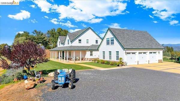 40 Acres of Agricultural Land with Home for Sale in Jamestown, California