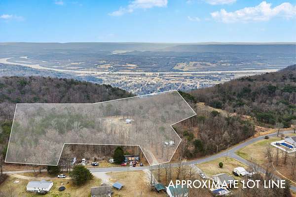 8 Acres of Land with Home for Sale in South Pittsburg, Tennessee