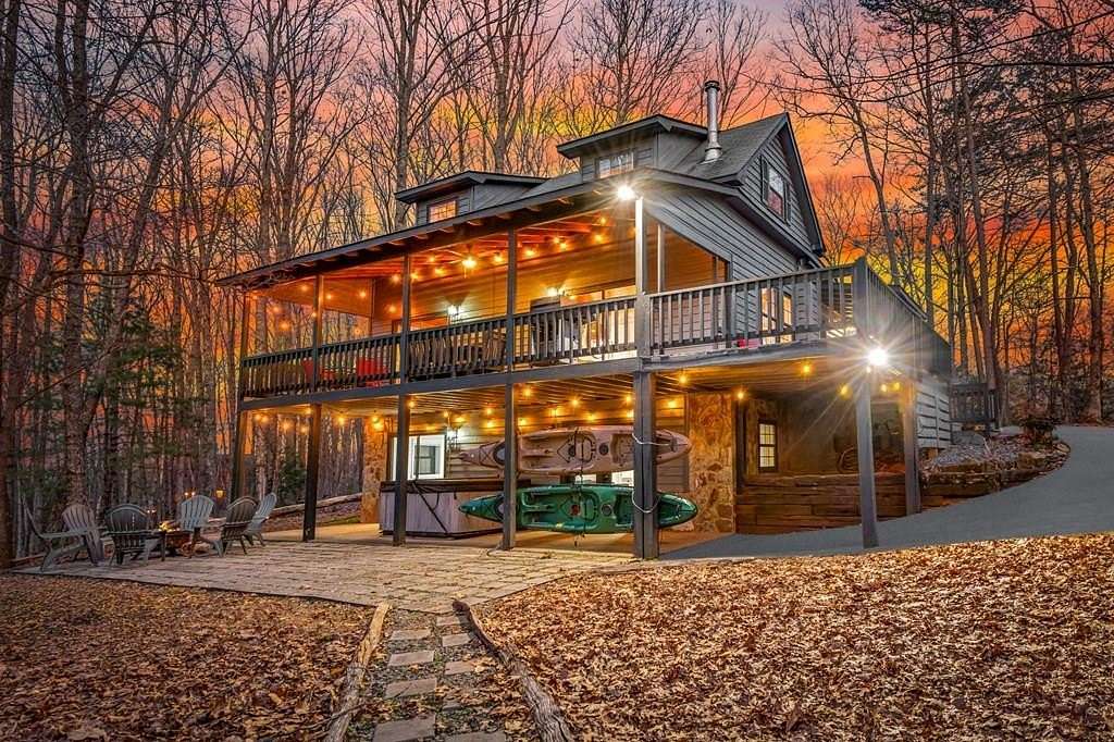 2.34 Acres of Land with Home for Sale in Blue Ridge, Georgia