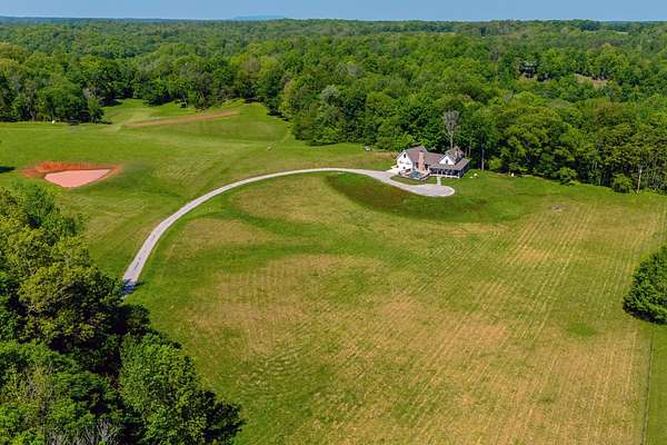 20.4 Acres of Agricultural & Residential Land for Sale in Walling, Tennessee