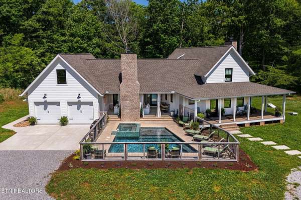 20.4 Acres of Land with Home for Sale in Walling, Tennessee