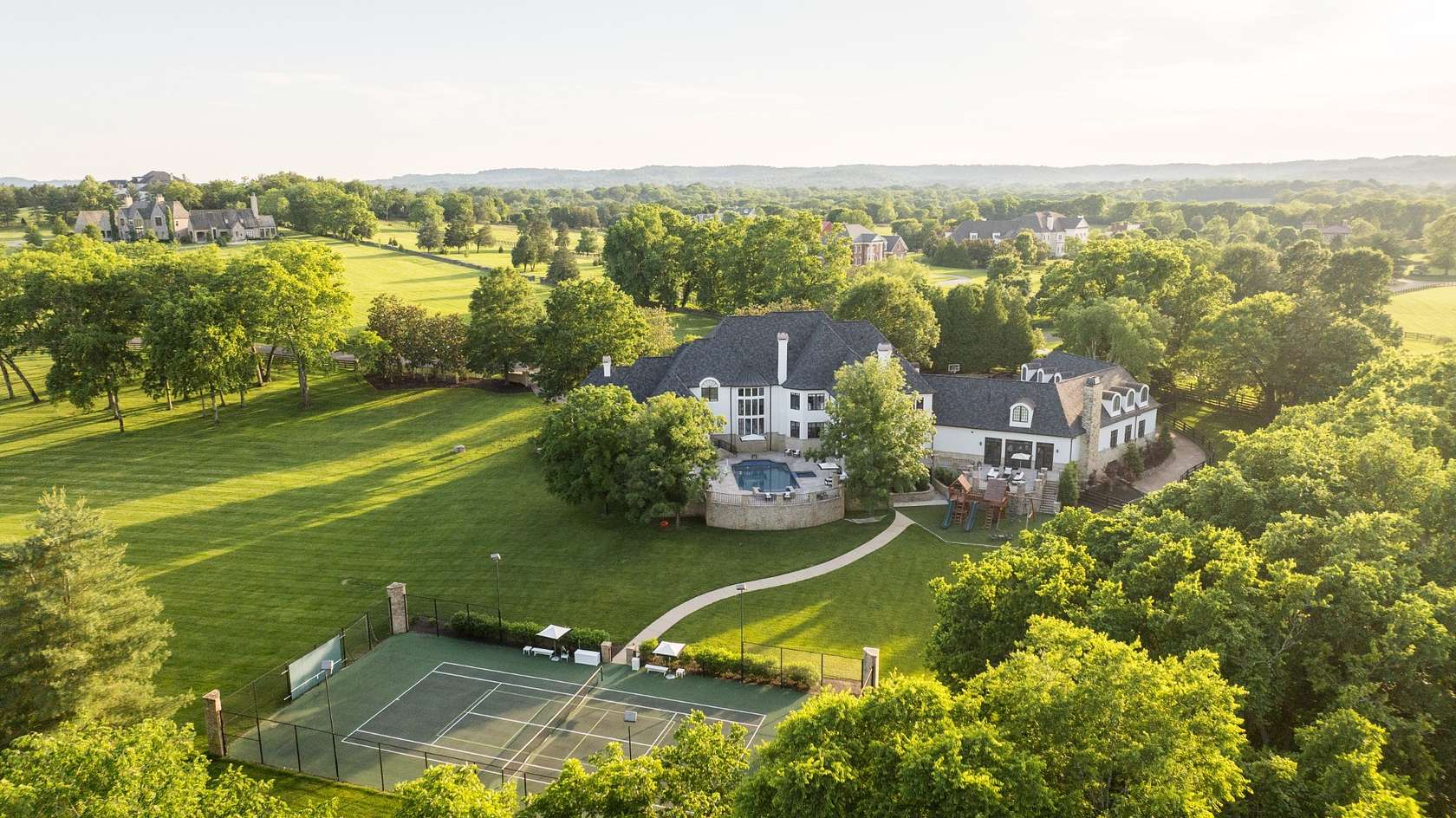 6 Acres of Land with Home for Sale in Franklin, Tennessee