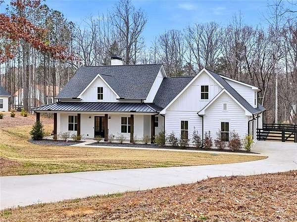 1.5 Acres of Land with Home for Sale in Woodstock, Georgia