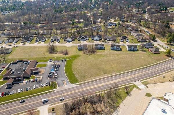 3.43 Acres of Mixed-Use Land for Sale in St. Joseph, Missouri
