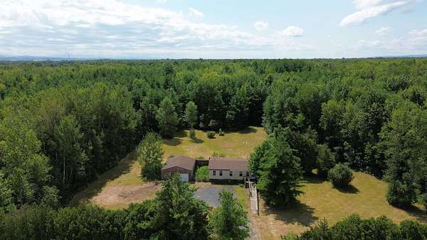 10.1 Acres of Land with Home for Sale in Grand Isle, Vermont