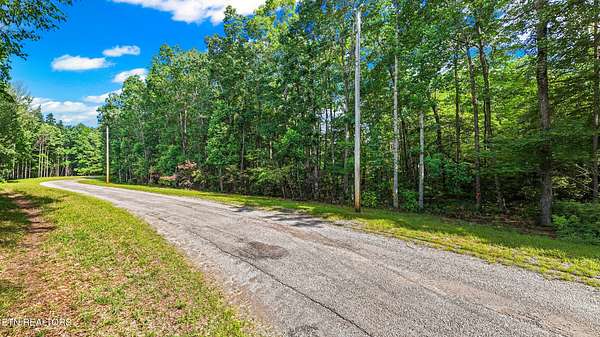 2.8 Acres of Residential Land for Sale in Monterey, Tennessee