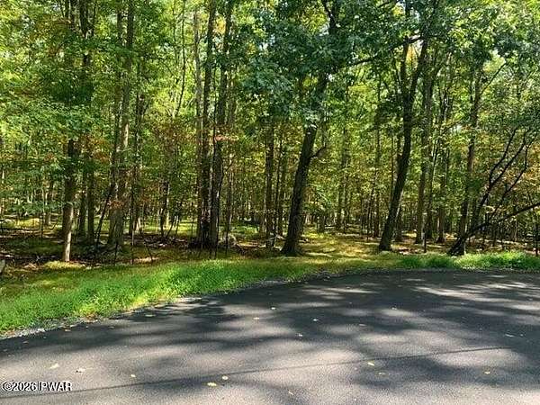 0.89 Acres of Residential Land for Sale in Lackawaxen, Pennsylvania