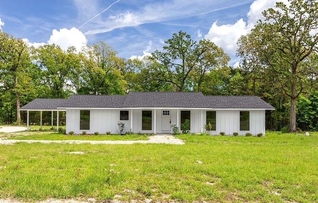 1.88 Acres of Land with Home for Sale in Lufkin, Texas