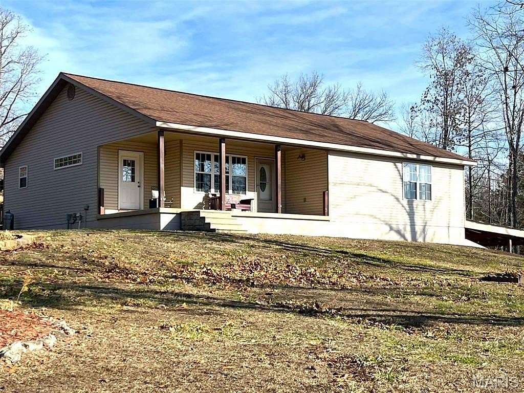 5.24 Acres of Land with Home for Sale in Mountain View, Missouri