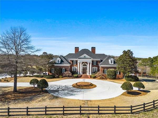 10.5 Acres of Recreational Land with Home for Sale in Dallas, Georgia