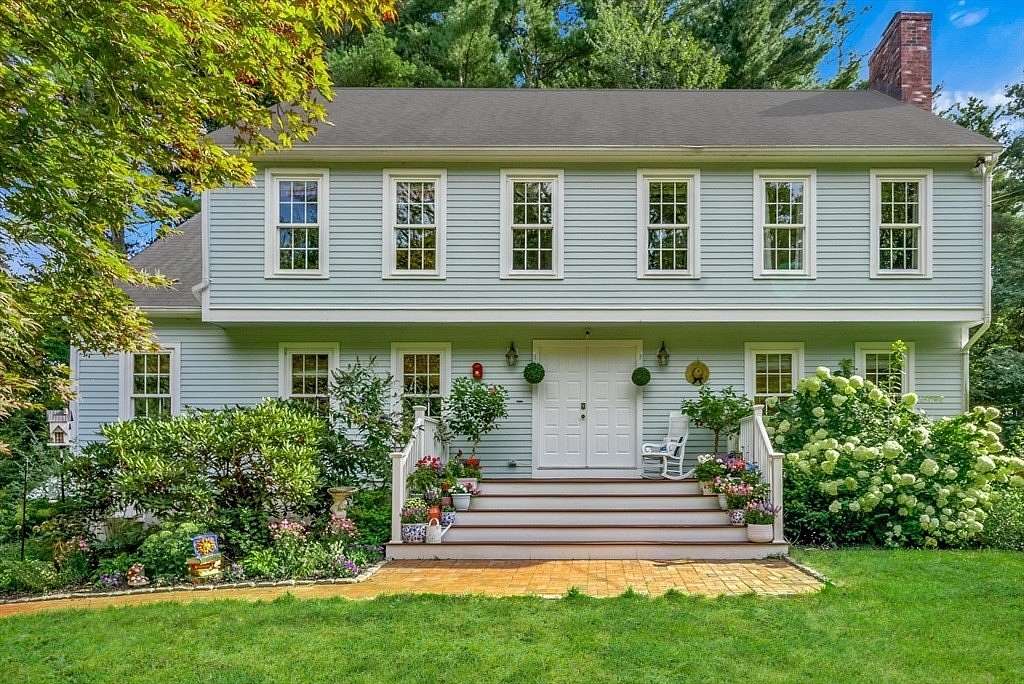 1.52 Acres of Land with Home for Sale in Southborough, Massachusetts