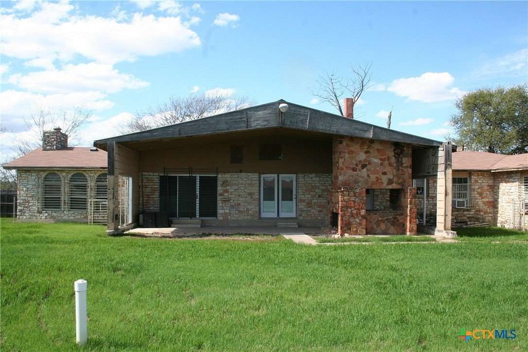 2.37 Acres of Land with Home for Sale in Killeen, Texas
