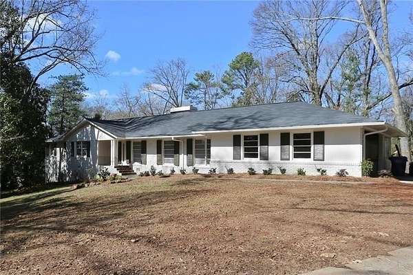 1.54 Acres of Land with Home for Lease in Atlanta, Georgia