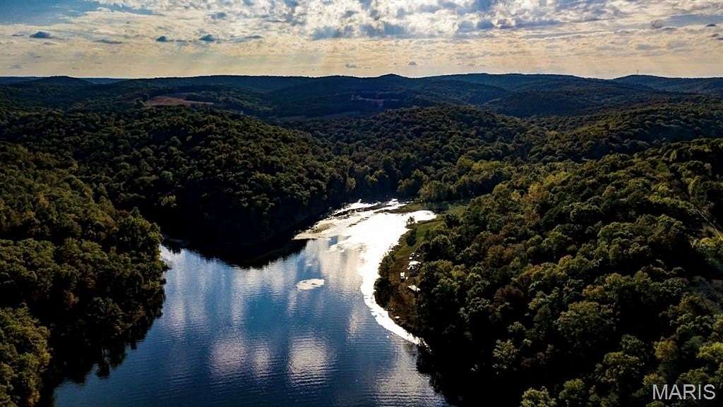 3.4 Acres of Residential Land for Sale in Ste. Genevieve, Missouri