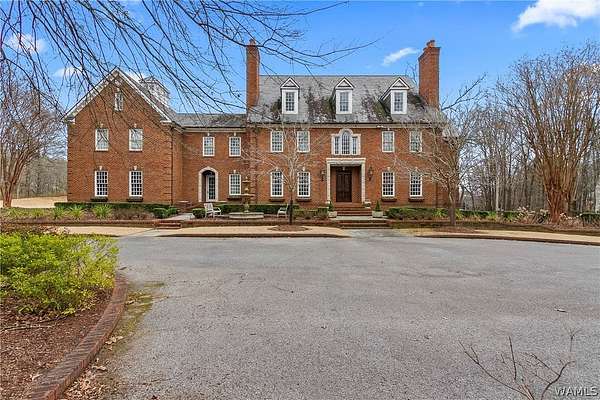 2.29 Acres of Land with Home for Sale in Tuscaloosa, Alabama