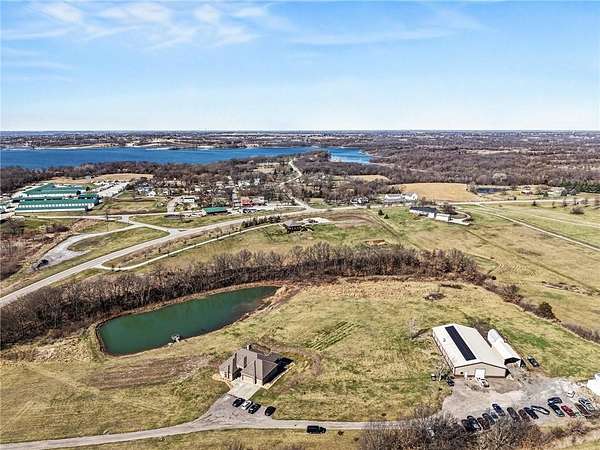 14 Acres of Land with Home for Sale in Smithville, Missouri