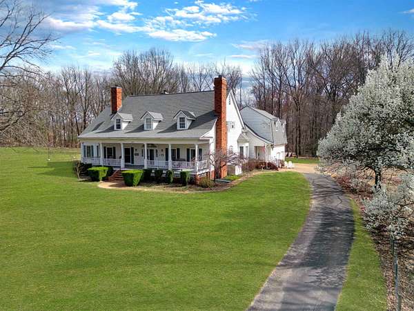 6.84 Acres of Land with Home for Sale in Munford, Tennessee