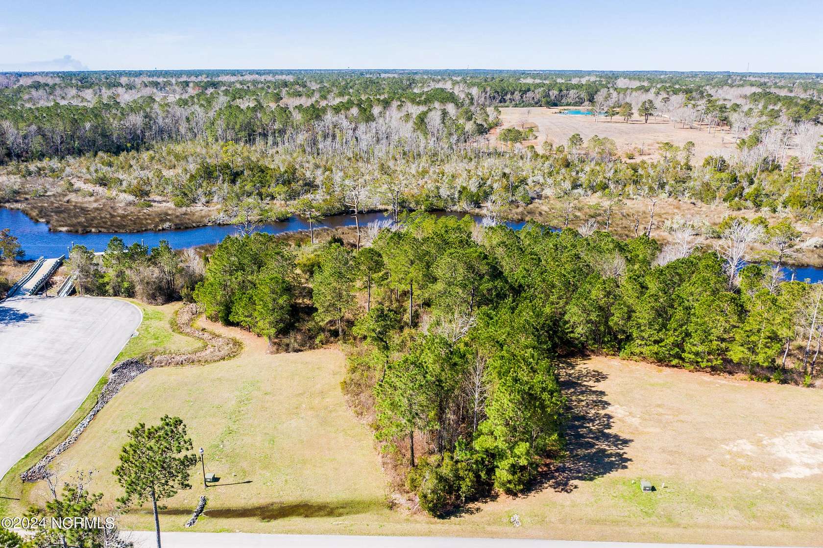 0.91 Acres of Residential Land for Sale in Holly Ridge, North Carolina
