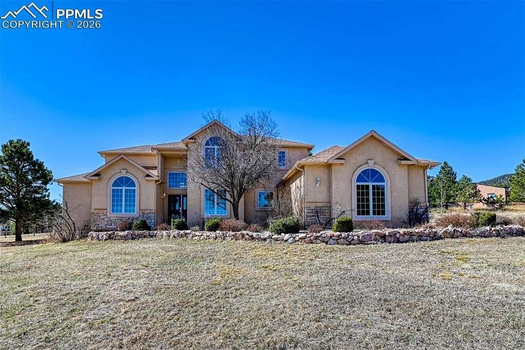 2.28 Acres of Land with Home for Sale in Palmer Lake, Colorado