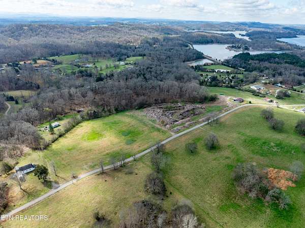 17 Acres of Land for Sale in Greenback, Tennessee