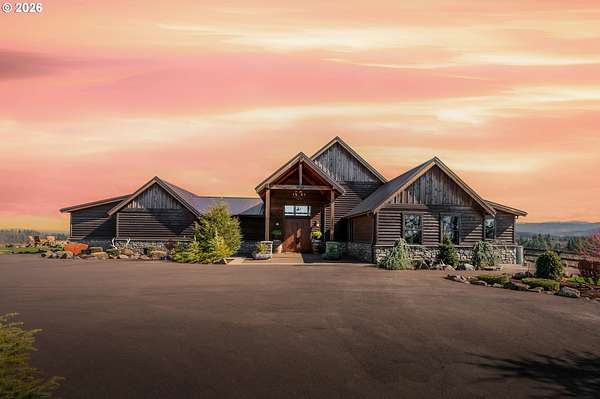 74.4 Acres of Land with Home for Sale in Molalla, Oregon