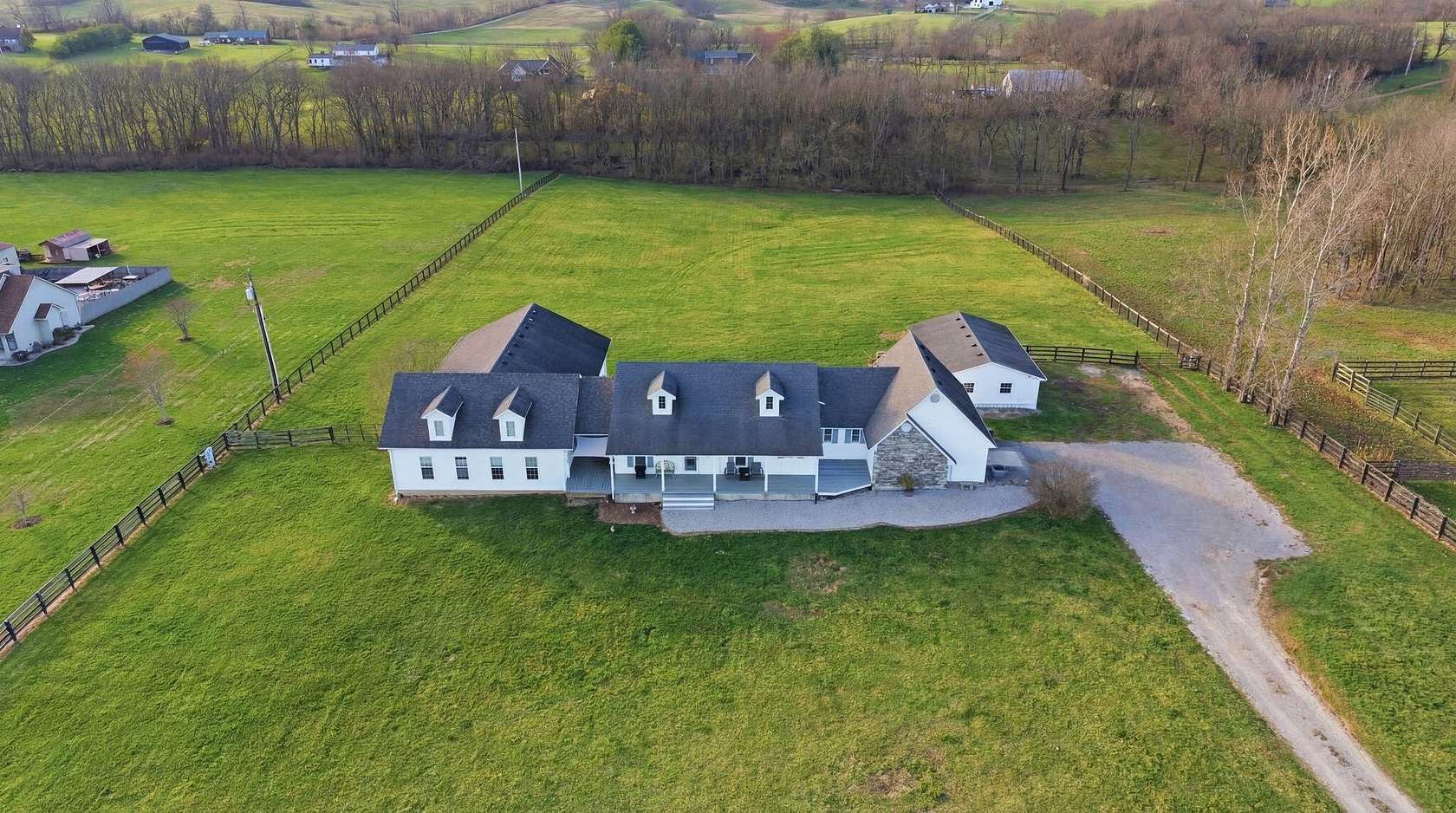 5 Acres of Land with Home for Sale in Georgetown, Kentucky