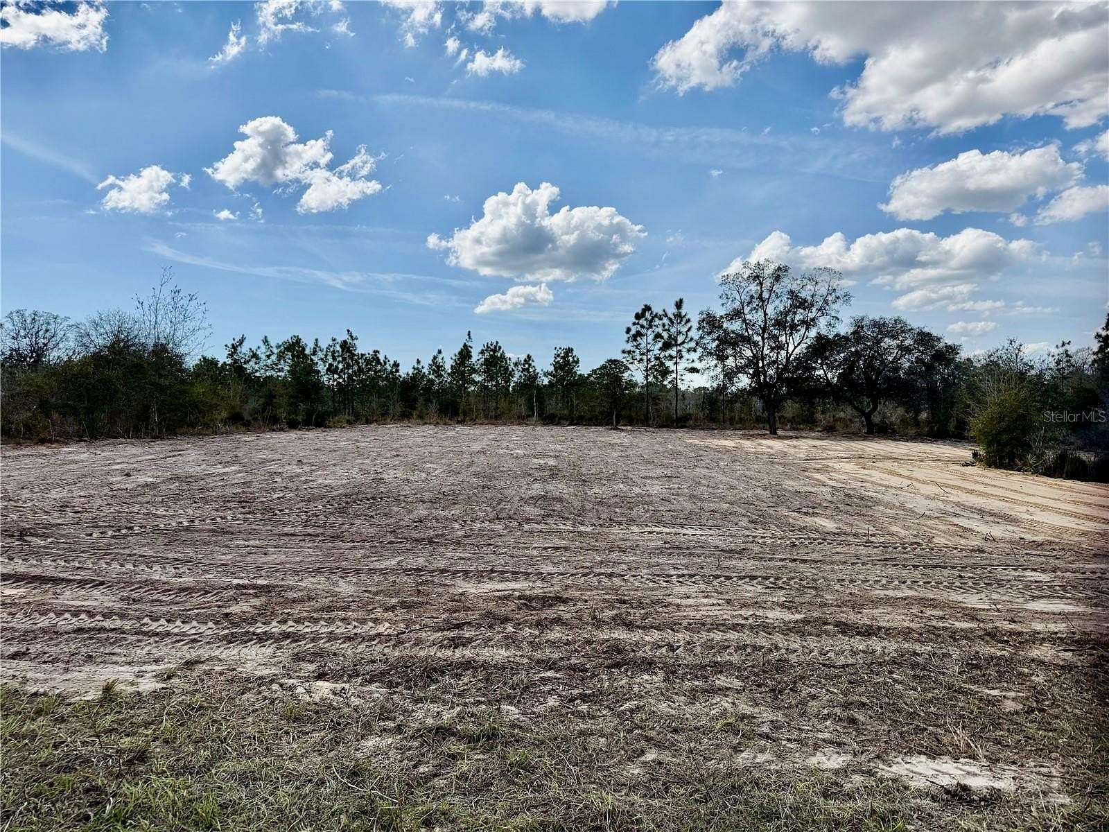 5 Acres of Land for Sale in Archer, Florida