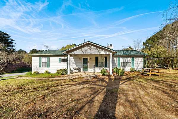 2.88 Acres of Land with Home for Sale in Mabelvale, Arkansas