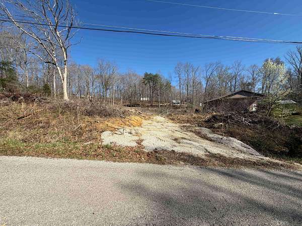 0.99 Acres of Residential Land for Sale in Monticello, Kentucky