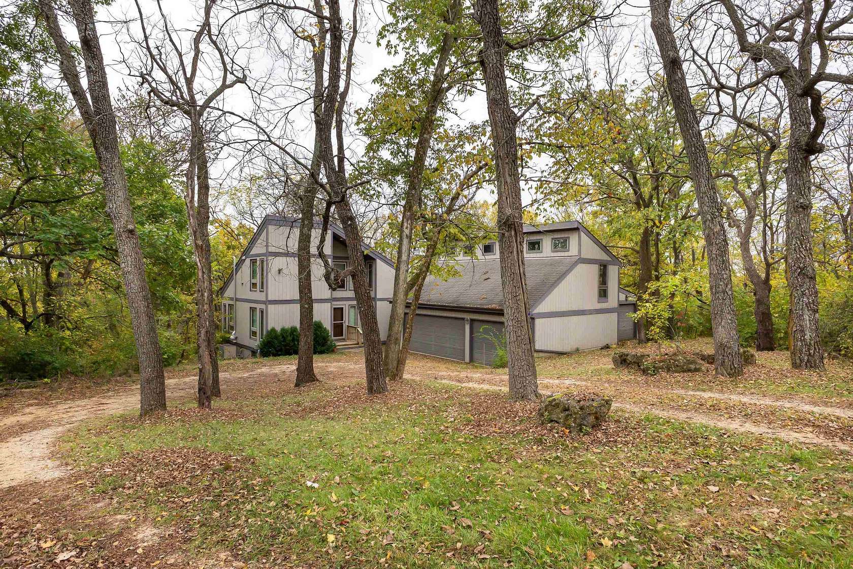 1.55 Acres of Land with Home for Sale in Galena, Illinois