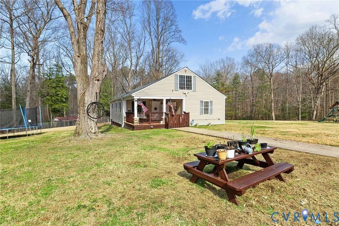 10.5 Acres of Land with Home for Sale in Midlothian, Virginia