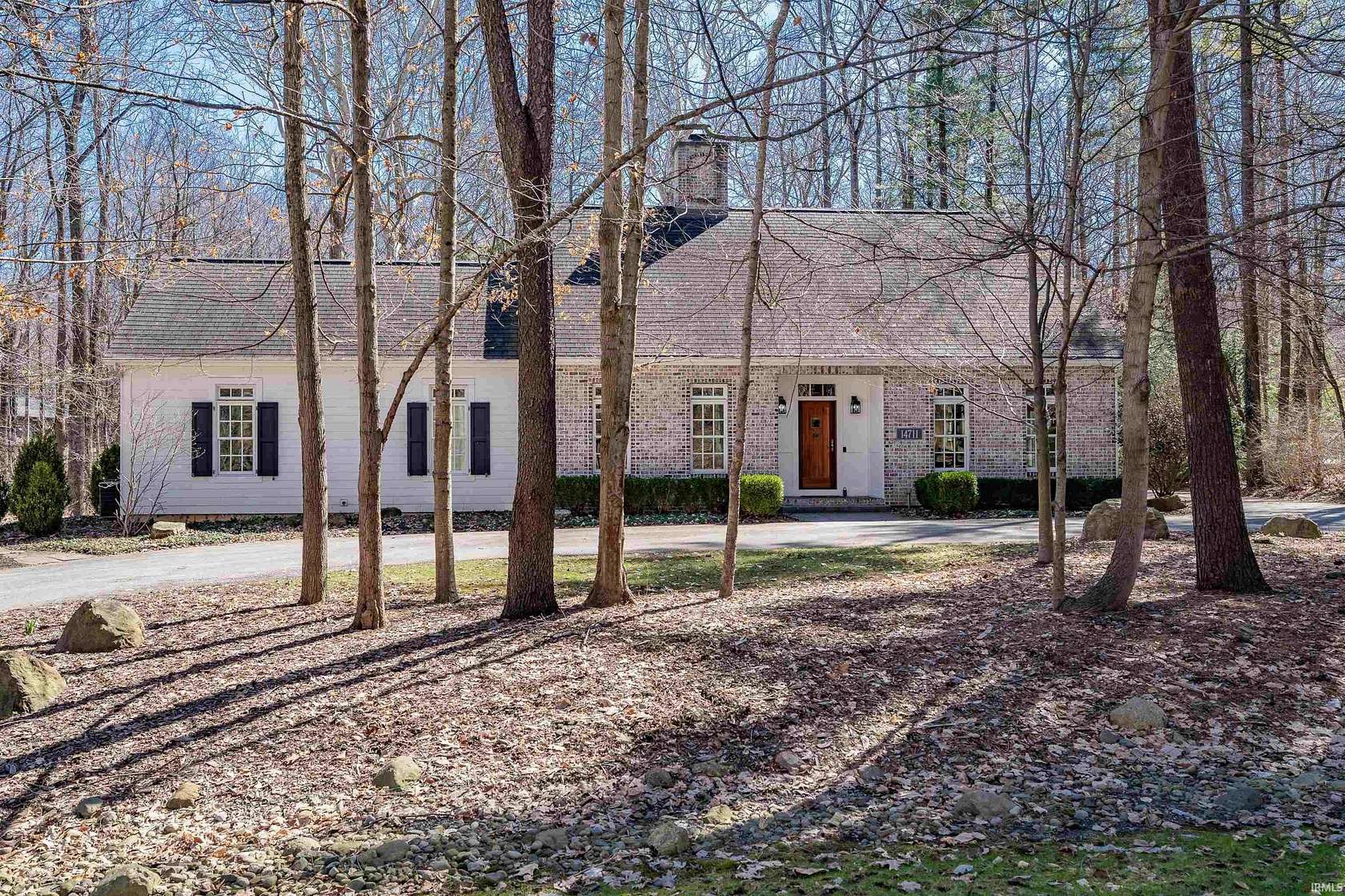 2.58 Acres of Land with Home for Sale in Fort Wayne, Indiana