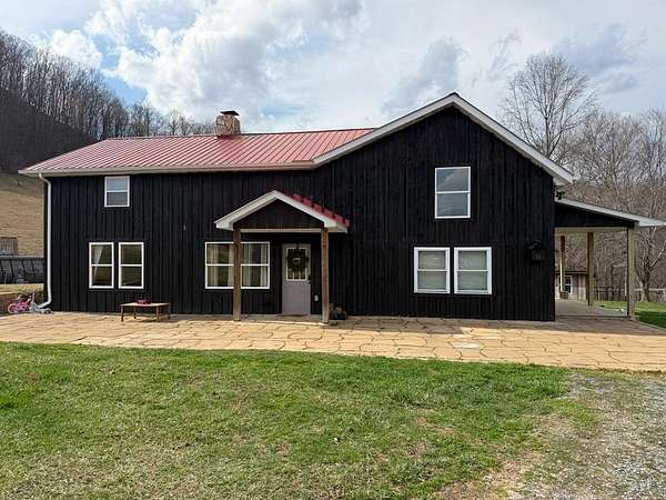 15.3 Acres of Land with Home for Sale in Alderson, West Virginia