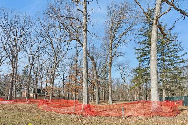 0.38 Acres of Residential Land for Sale in Glencoe, Illinois