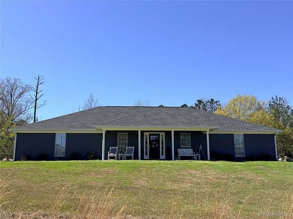 28 Acres of Recreational Land with Home for Sale in Greenville, Alabama